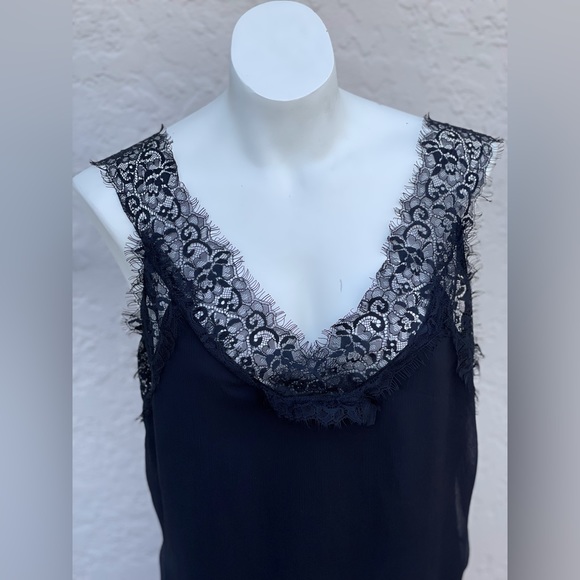 Eyelash lace Scalloped dress - Picture 7 of 10